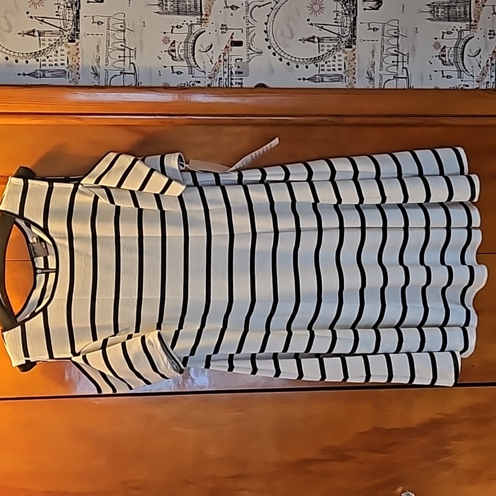 Short sleeve, cold shoulder dress